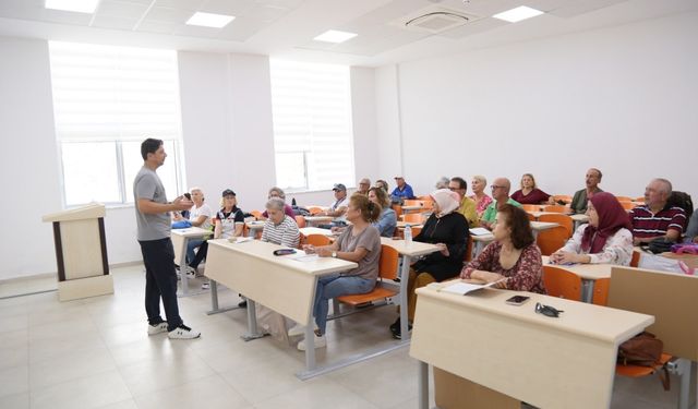 ALKÜ tazelenme öğrencileri hoşgörüyü yazdı