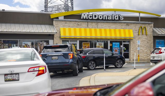 McDonald's hamburgerleriyle bağlantılı olduğu ortaya çıktı! E.coli yayılıyor