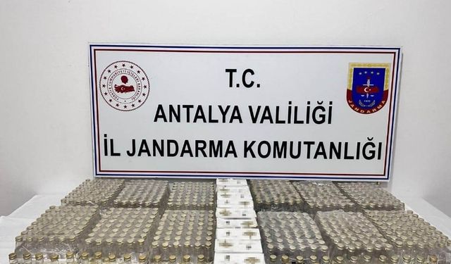 Antalya'da otel baskını: Kaçak içki yakalandı