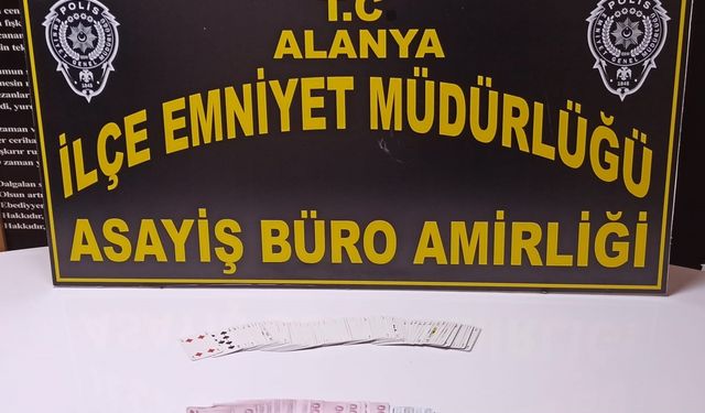 Antalya'da kumar operasyonu: 85 kişiye işlem yapıldı