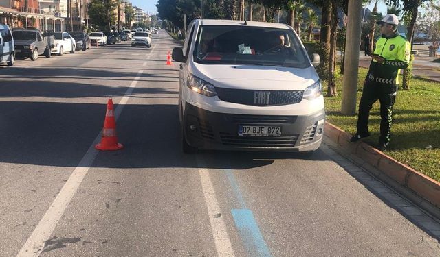 Alanya'da aralıksız denetim: 32 araç trafikten men edildi