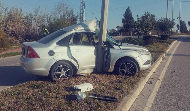 Manavgat'ta kontrolü kaybedip, savruldu