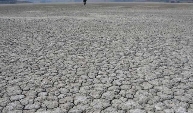 Su sıkıntısı çeken ülkeler arasına girebiliriz! Antalya ve Alanya alarmda