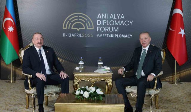Erdoğan ve Aliyev Antalya'da buluştu: Masada enerji, ulaştırma ve barış vardı