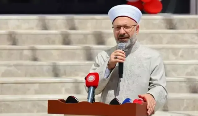 Diyanet İşleri Başkanı Erbaş yapay zeka karşısında şoke oldu