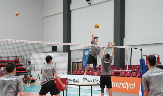 Genç Milliler Alanya'da kamp yapıyor