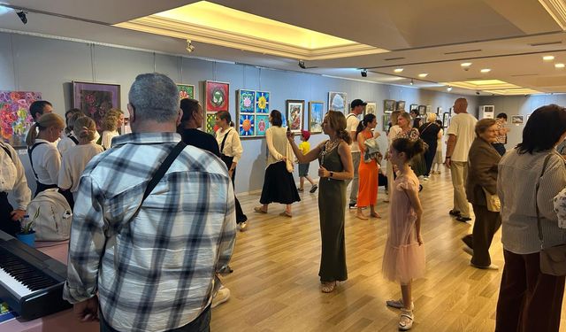 Alanya’da Art Deco'yla sanatseverler buluştu