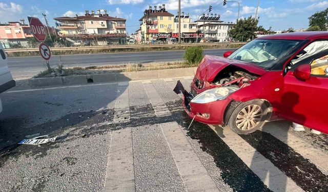 Antalya'da feci çarpışma