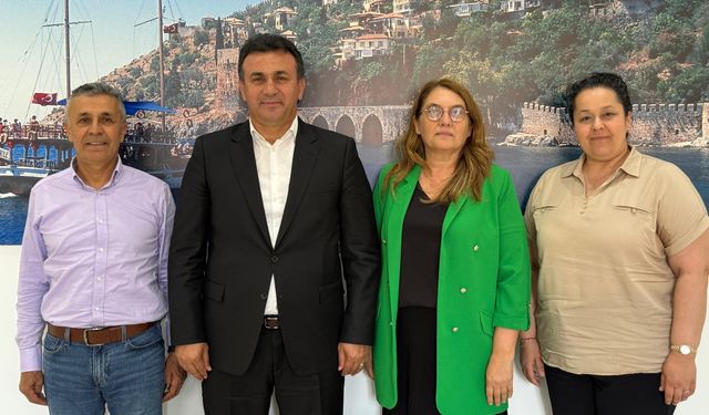Alanya Belediyesi’nden Milli Eğitim’e çevre ve iklim ziyareti