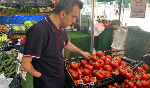 Alanya'da engeli ona engel olmadı! Marketin en sevilen yüzü oldu
