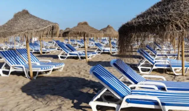 Antalya'da şezlong fiyatı dudak uçuklattı