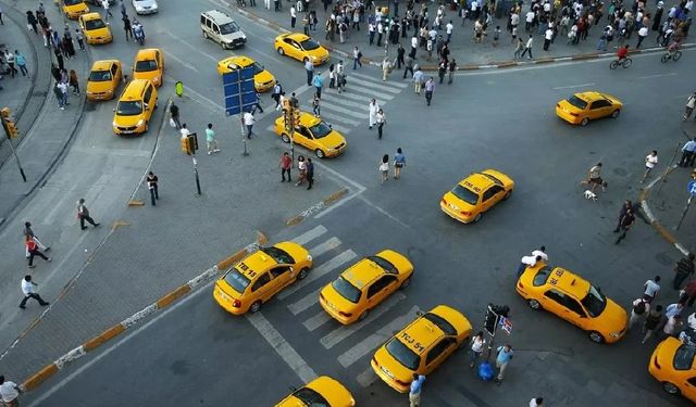 Taksiler artık yoldan yolcu alamayacak