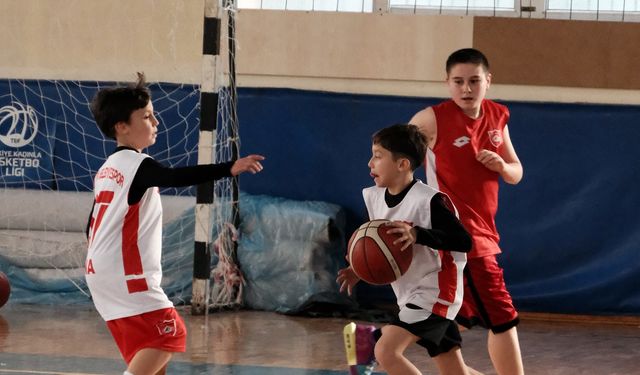 Alanya'da yaz spor okulları başladı