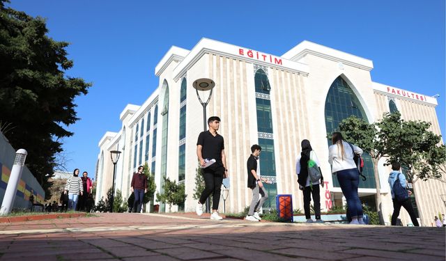ALKÜ’de 11’inci mezuniyet heyecanı