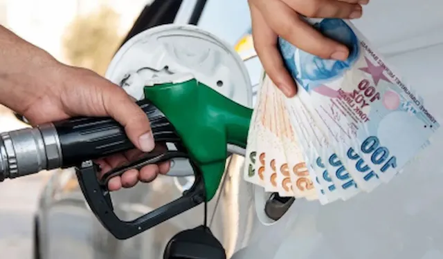 Petrol fiyatları resmen çakıldı! Akaryakıt fiyatları düşecek mi?