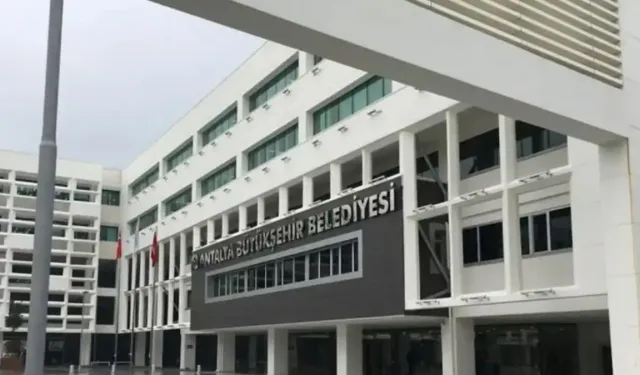 Antalya Büyükşehir Belediyesi'nde Topçam ihalesi sonrası dikkat çeken değişim!