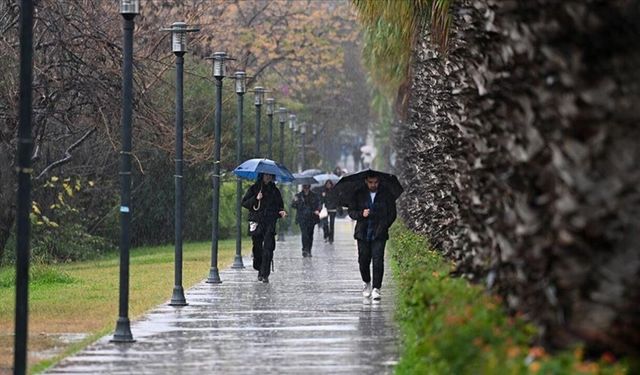 Alanya bugünde sağanağa uyanacak! Hazırlıksız yakalanmayın