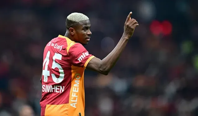Transfer iddialarına maskeli yıldız Osimhen'den yanıt: "Gelecekte Ne Olur Bilinmez Ama...''