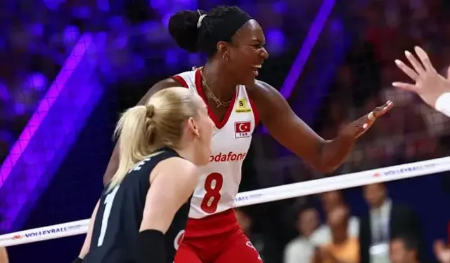 İLK SET SONUCU l TÜRKİYE 25 ( 1-0 ) 21 ÇİN