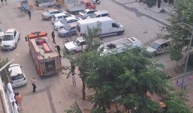 Antalya'da yangına vatandaşlar anında müdahale etti