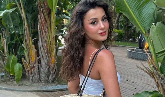 Asena Atalar kimdir?