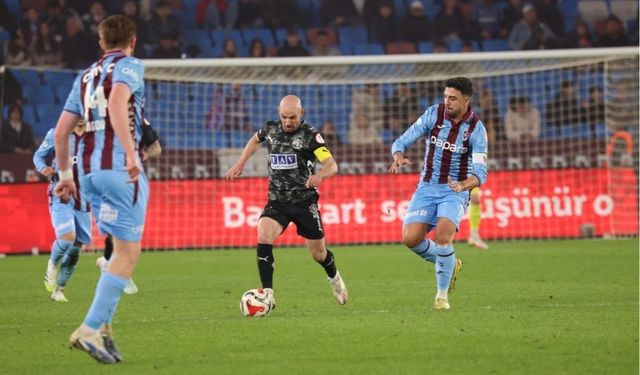 Alanyaspor ile yolları ayrıldı! Efecan memleketine mi dönüyor?