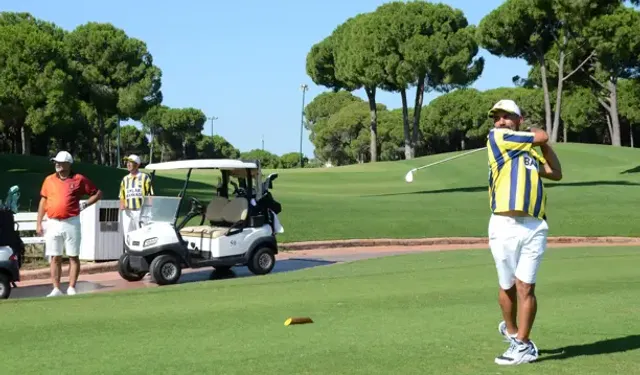 Ezeli rakipler bu kez Antalya'da golf sahasında buluştular