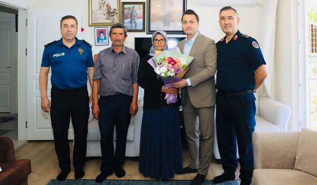 Kaymakam Öztürk’ten şehit ailesine ziyaret