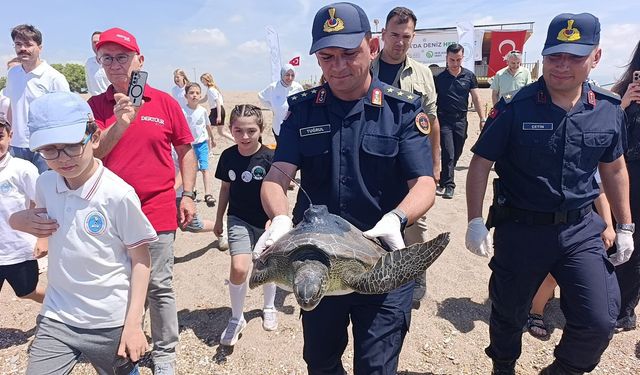 Manavgat'ta uydu cihazları takıldı, denize bırakıldı