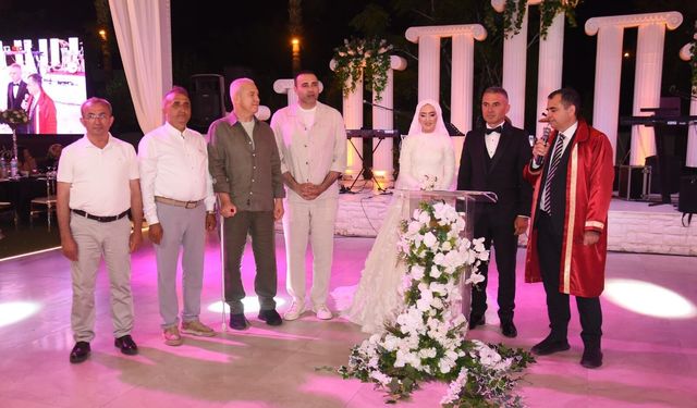 Alanya'nın İshaklı Muhtarı Rasim Okyanus evlendi