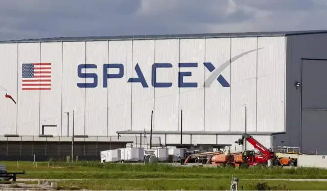 SpaceX halka arzında rekor kırdı: 75 milyar dolar topladı
