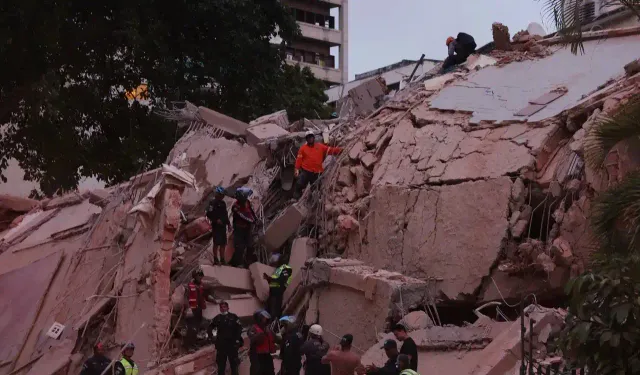 Venezuela'da deprem Felaketinde can kaybı 5 bin 398'e yükseldi