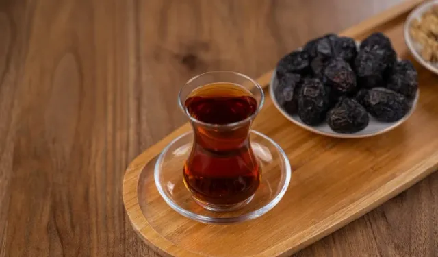 Bakanlık 2 çay markasını açıkladı! İçinde boya var