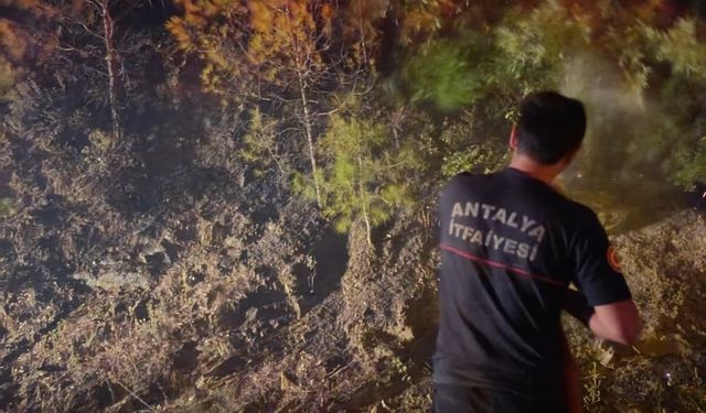 Antalya'da ekipler teyakkuzda! İtfaiyeden yoğun mesai