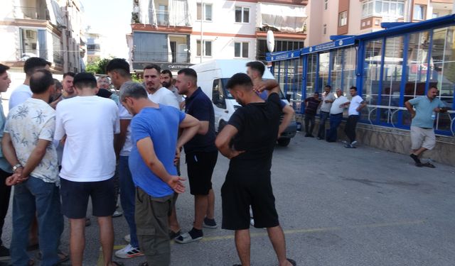 Antalya'da pazar esnafı tezgah açmadı