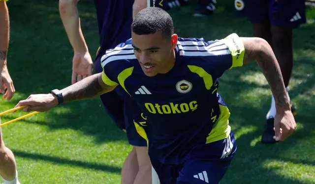 Greenwood, Fenerbahçeyle ilk antrenmanına çıktı GÖRÜNTÜLERİ İZLE