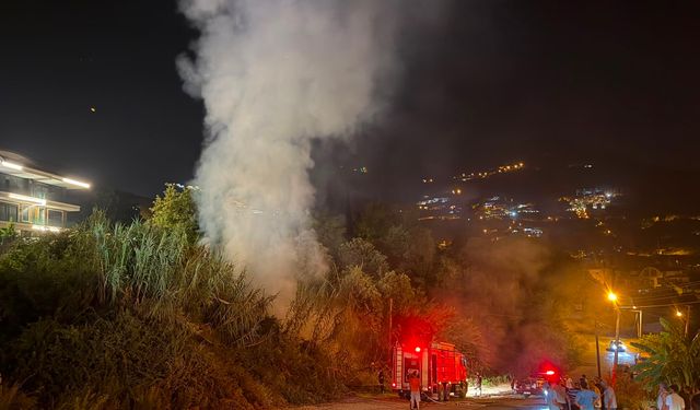 Alanya Sugözü Mahallesi’nde yangın korkuttu