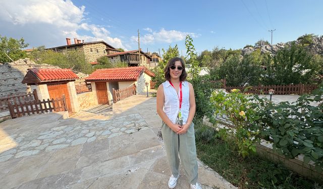 Akdeniz Üniversitesi mezunuydu! Cübbeyi asıp yollara düştü