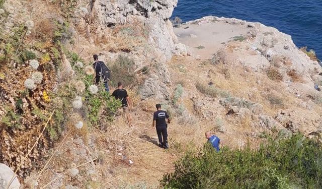 Antalya falezlerinde ekipler alarma geçti