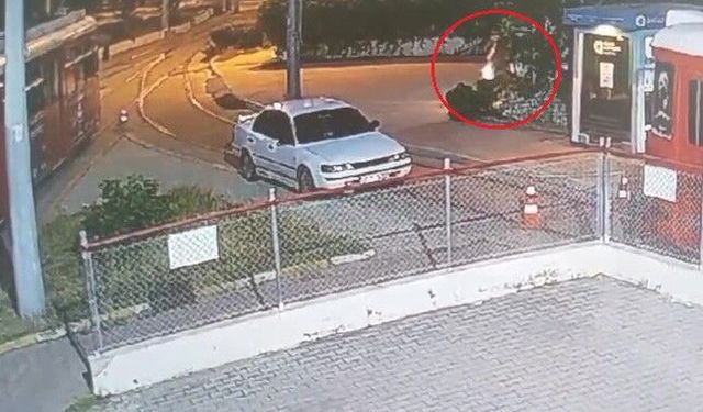 Antalya’da nostalji tramvayına molotoflu saldırı