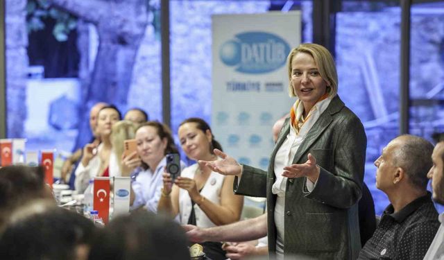 ATSO Başkan Adayı Hatice Öz’e 11 Dernekten Destek