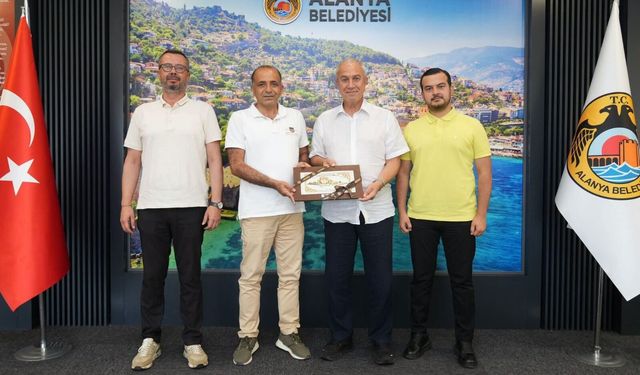 Alanya Belediye Başkanı'ndan Albay Mindivanlı’ya veda