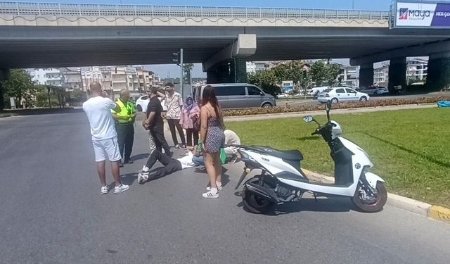 Antalya'da itfaiye yol verirken kaza yaptı