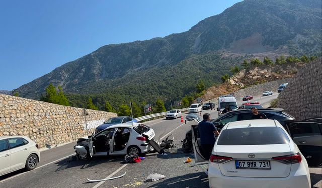 Antalya-Konya karayolunda feci kaza: 4 yaralı