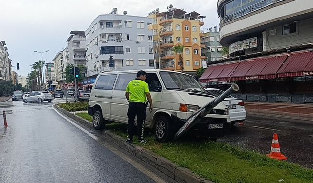 Manavgat’ta Yağmur Kazayı Getirdi