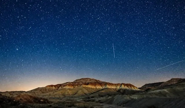 Türkiye gökyüzüne kilitlendi: Perseid meteor yağmuru zirveleri aydınlattı
