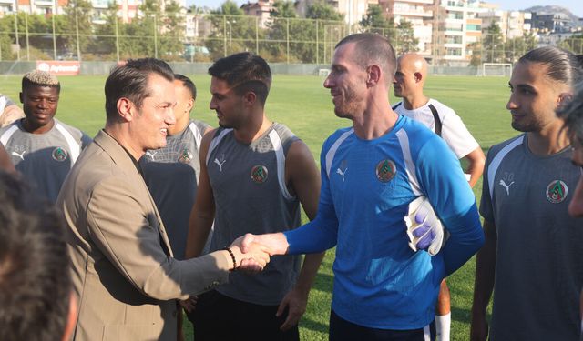 Alanya'nın zirvesinden Alanyaspor'a tam destek