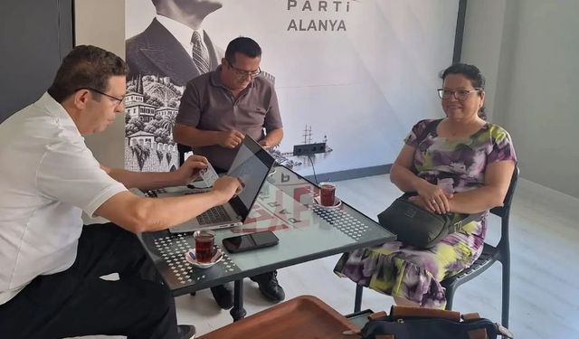 Yeni Parti Alanya'da ilk hafta 687 üyeye ulaştı