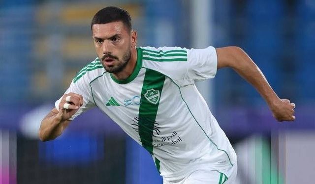 VİDEO İZLE l Merih Demiral'dan şaşırtan hamle!