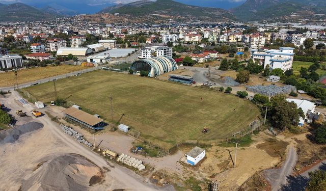Gazipaşa Şehir Stadyumu’nda çalışma başladı